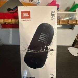 JBL Flip 6 Bluetooth Speaker - Black